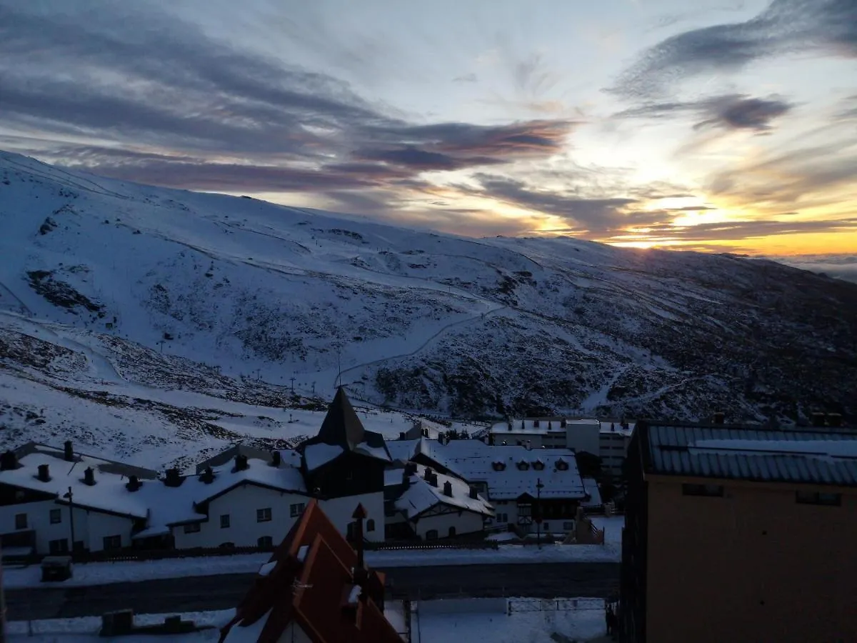 estudio con vistas Sierra Nevada España